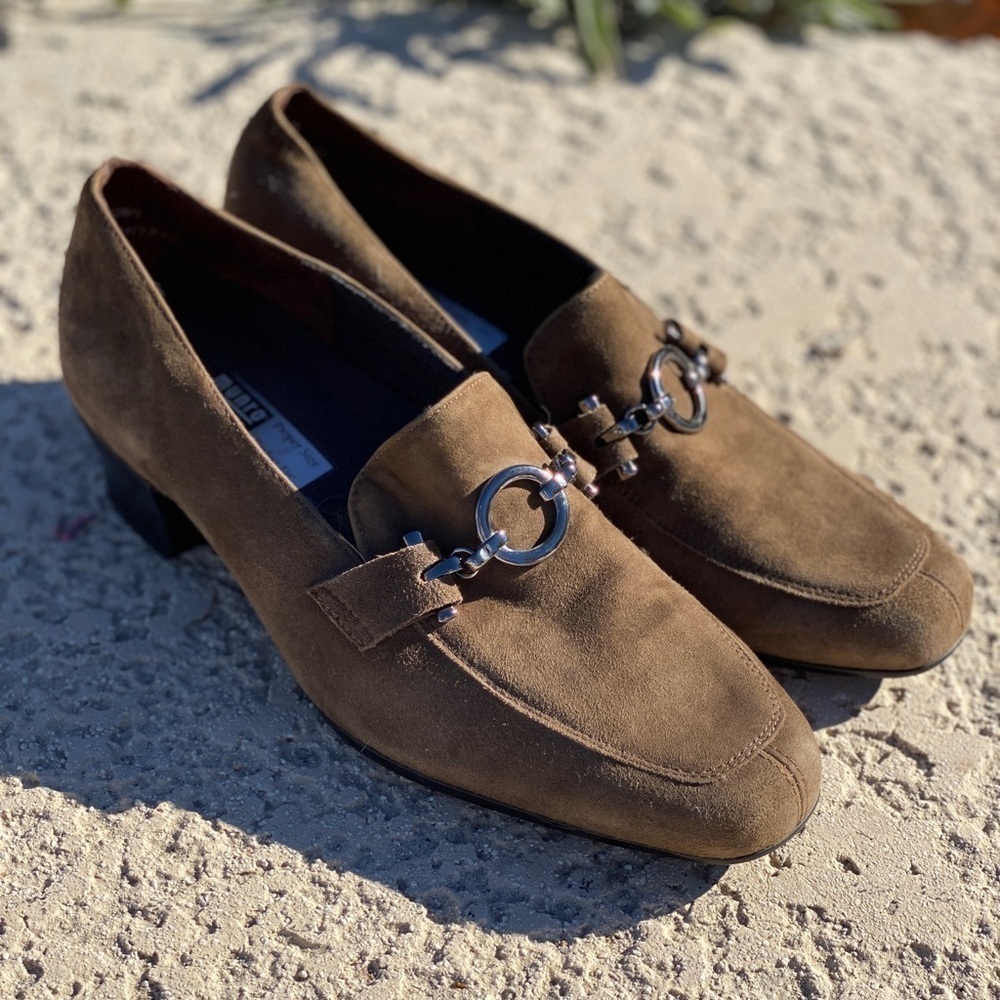 Munro Gryffin Bit toasted sesame suede loafers gold tone hardware pilgrim shoe